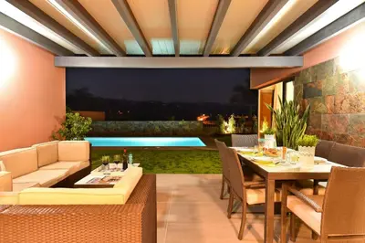 Piscina en o cerca de Top Salobre Villas by VillaGranCanaria