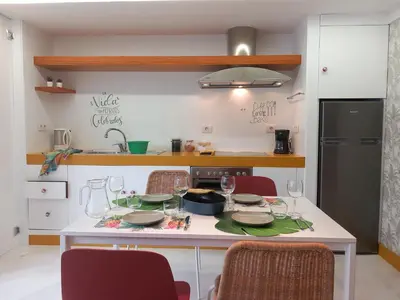 Una cocina o zona de cocina en Tropical house near Beach&Yumbo