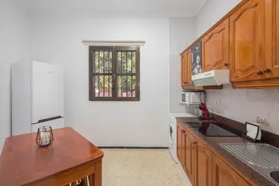 Una cocina o zona de cocina en Melenara Beach - Cozy Ground-Floor Flat