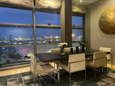 Plano de Luxury Family Beachfront Apartment
