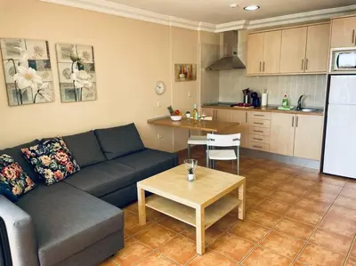 Una cocina o zona de cocina en Seaview Apartment near Yumbo