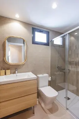 Un baño de Apartamento en el barrio de Triana V76