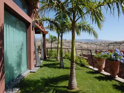 Jardín al aire libre en Villa Lavanda by VillaGranCanaria