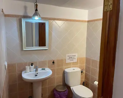 Un baño de El Alpendre De la Vega