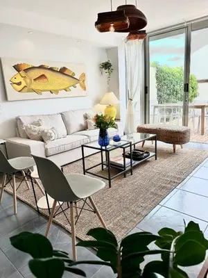 Zona de estar de Casa con terraza y piscina en Pasito Blanco, cerca de Maspalomas