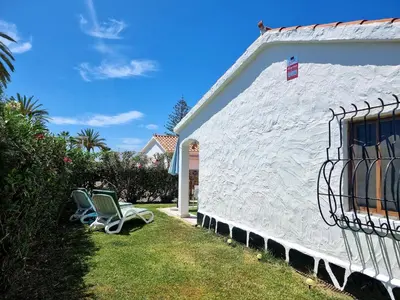 Jardín al aire libre en Bungalow Arcos 97
