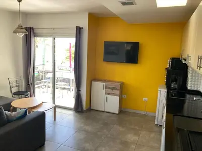Una cocina o zona de cocina en Apartamento Jumilla Vista Mar 35