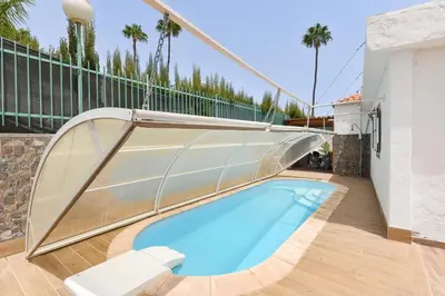 Piscina en o cerca de Casa Nena by VillaGranCanaria