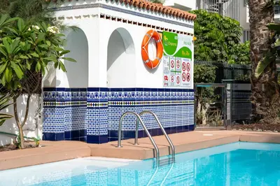 Piscina en o cerca de Alsol El Chaparral
