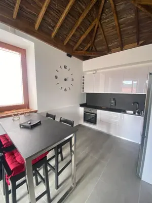 Una cocina o zona de cocina en Casa El Mirador del Almendro