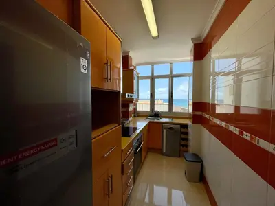 Una cocina o zona de cocina en Las Canteras View Home