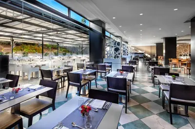 Un restaurante o sitio para comer en Hotel Gran Canaria Princess - Adults Only