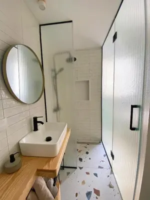 Un baño de La Puebla Rooms