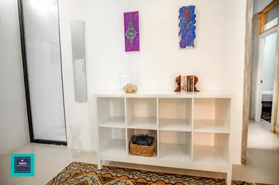 Biblioteca en el apartamento