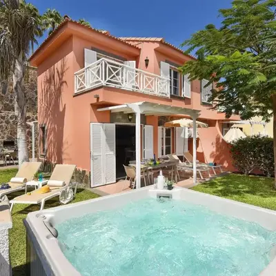 Chalet in Playa del Inglés near Maspalomas Dunes