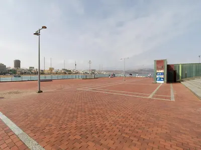 Instalaciones para jugar a tenis o squash en Vespucio Canteras By CanariasGetaway o alrededores