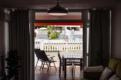 Un balcón o terraza de Deluxe Las Marinas Beach - by Gestión Vacacional Canarias