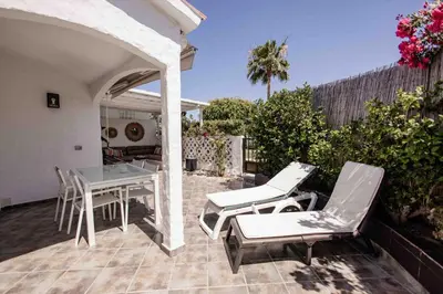 Un balcón o terraza de Deluxe Los Porches - by Gestión Vacacional Canarias