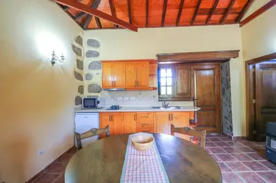 Una cocina o zona de cocina en Countryside Views House Teror