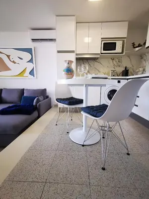 Una cocina o zona de cocina en TAMARAN (ENTRE YUMBO ET CITA)