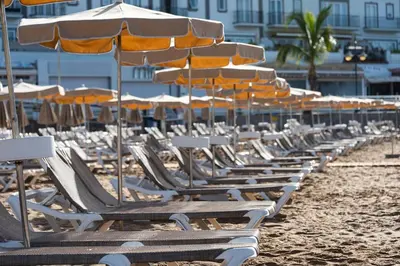 Playa de o cerca de este apartamento