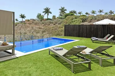 Piscina en o cerca de Salobre La Isla 7