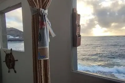 Plano de La casa con terraza privada sobre el mar