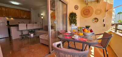 Una cocina o zona de cocina en Bright Apartment Playa del Inglès