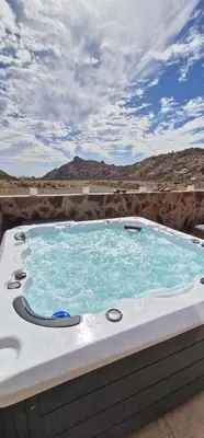Plano de Amazing cozy Villa Hugo Tauro with Jacuzzi, Pool, Wi-Fi