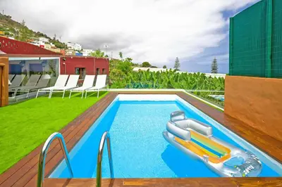 Piscina en o cerca de La Casa de Arriba