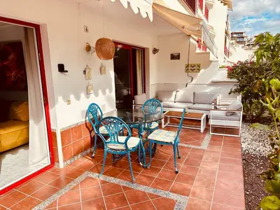 Un balcón o terraza de PLAYA DEL CURA - Spacious Beachside Apartment