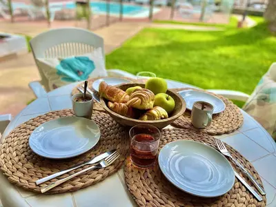 Comida en o cerca de este apartamento