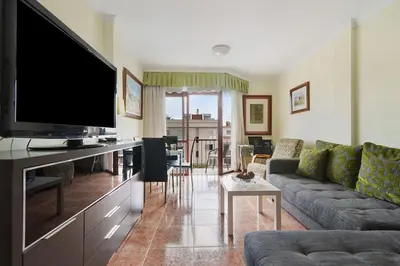 Una televisión o centro de entretenimiento en Mar y Sol Salinetas