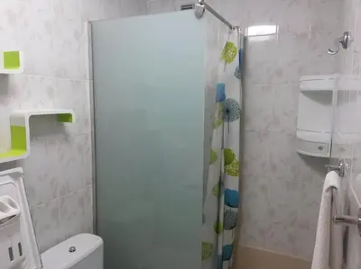 Un baño de Casa Temis - Monsenor Apts
