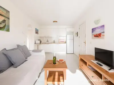 Una cocina o zona de cocina en Casa Esmeralda - Monsenor Apts
