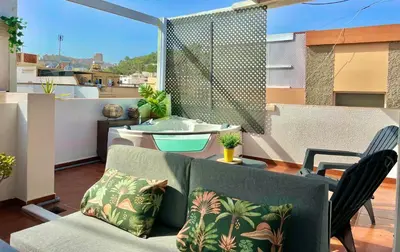 Un balcón o terraza de Las Brisas Penthouse by SunHousesCanarias