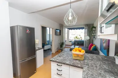 Una cocina o zona de cocina en Mira Sunshine Suite