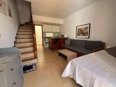 Una cocina o zona de cocina en Casa Adel vibbecanarias Maspalomas