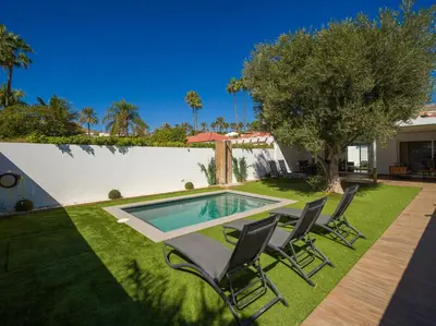 Piscina en o cerca de Pasito Blanco Villas