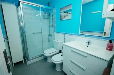 Un baño de La puntilla de las canteras