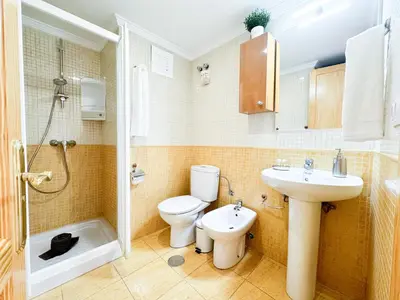 Un baño de H4U Apartments - Playa & Dunas