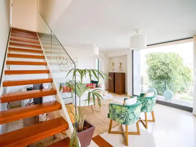Un balcón o terraza de Cosy villa with private pool by CanaryScape
