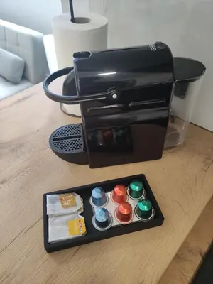 Utensilios para hacer té y café en Macaronesia Apartment