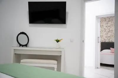 Una televisión o centro de entretenimiento en Isle Home By CanariasGetaway
