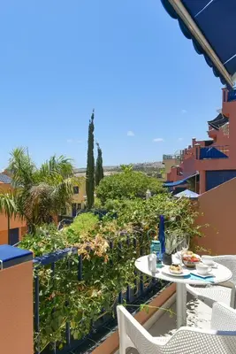 Un balcón o terraza de Blue Bay 153 by VillaGranCanaria