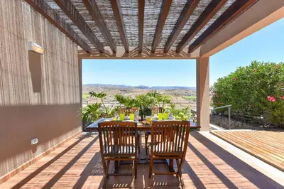 Un balcón o terraza de Villa Sol 13 by VillaGranCanaria