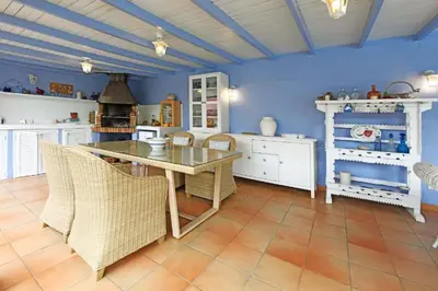 Una cocina o zona de cocina en Pool Suite Carmen
