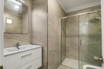 Un baño de Bright Amadores Seaview Apartment