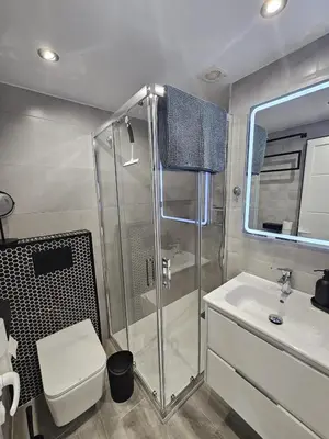 Un baño de Yumbo-Europa Apartamentos