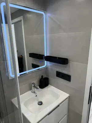 Un baño de Yumbo-Europa Apartamentos